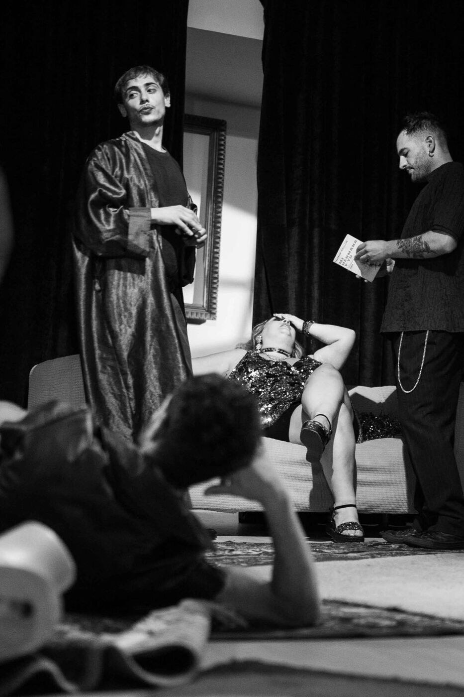 Actores en clase de teatro avanzado en Barcelona — Talleres de Teatro Mogordoy